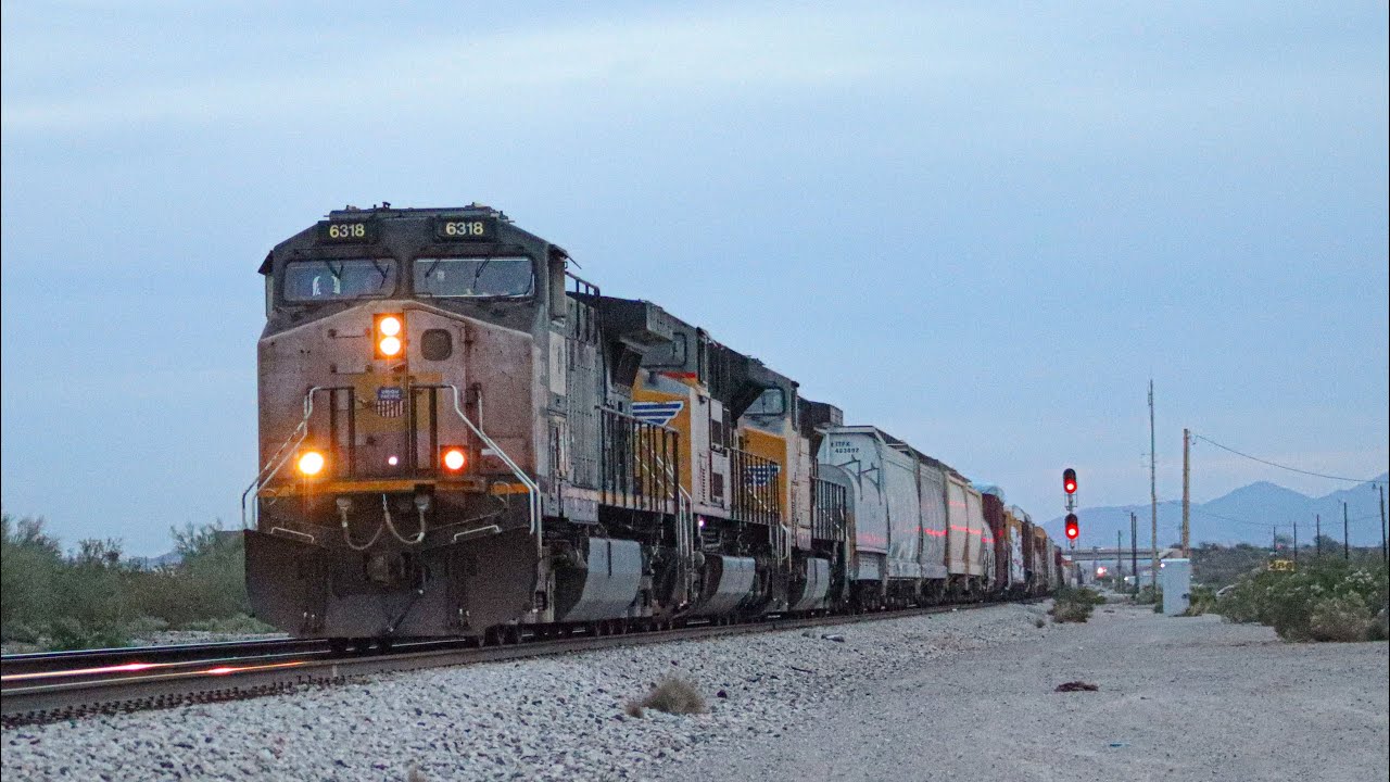 Trains in Tucson, AZ 12/23/2025 Feat UP 6318 on point w/ RL K3HA, Dash 9 Rebuild lead & More!
