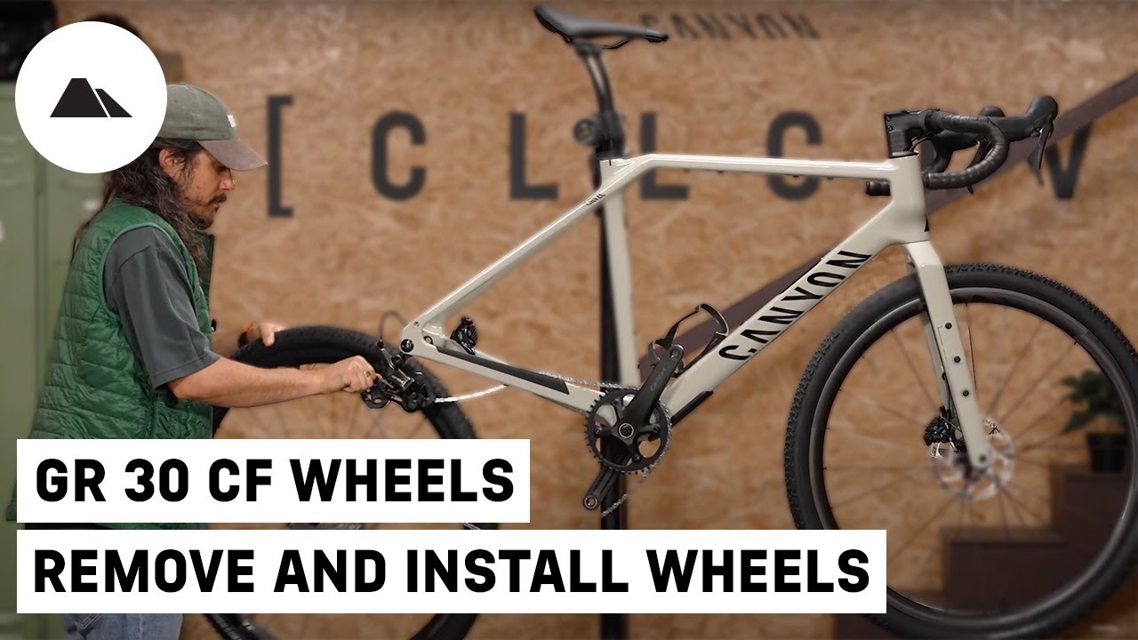 Remove and Install the GR 30 CF Wheels
