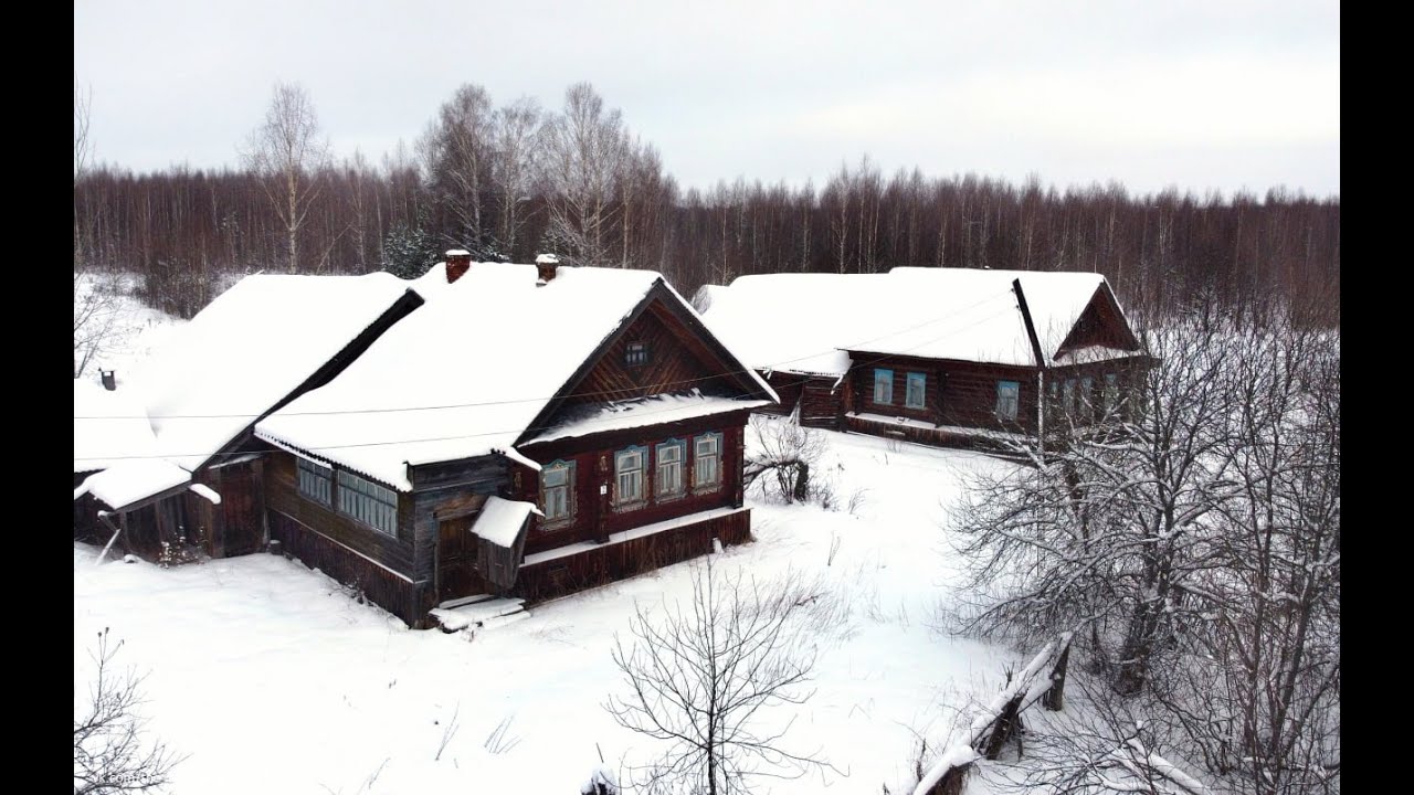 ОГРОМНАЯ ЗАБРОШЕННАЯ ДЕРЕВНЯ В ЛЕСУ. Шикарные брошенные дома. Находки старины. ПОСЛЕДНИЕ ЖИТЕЛИ.