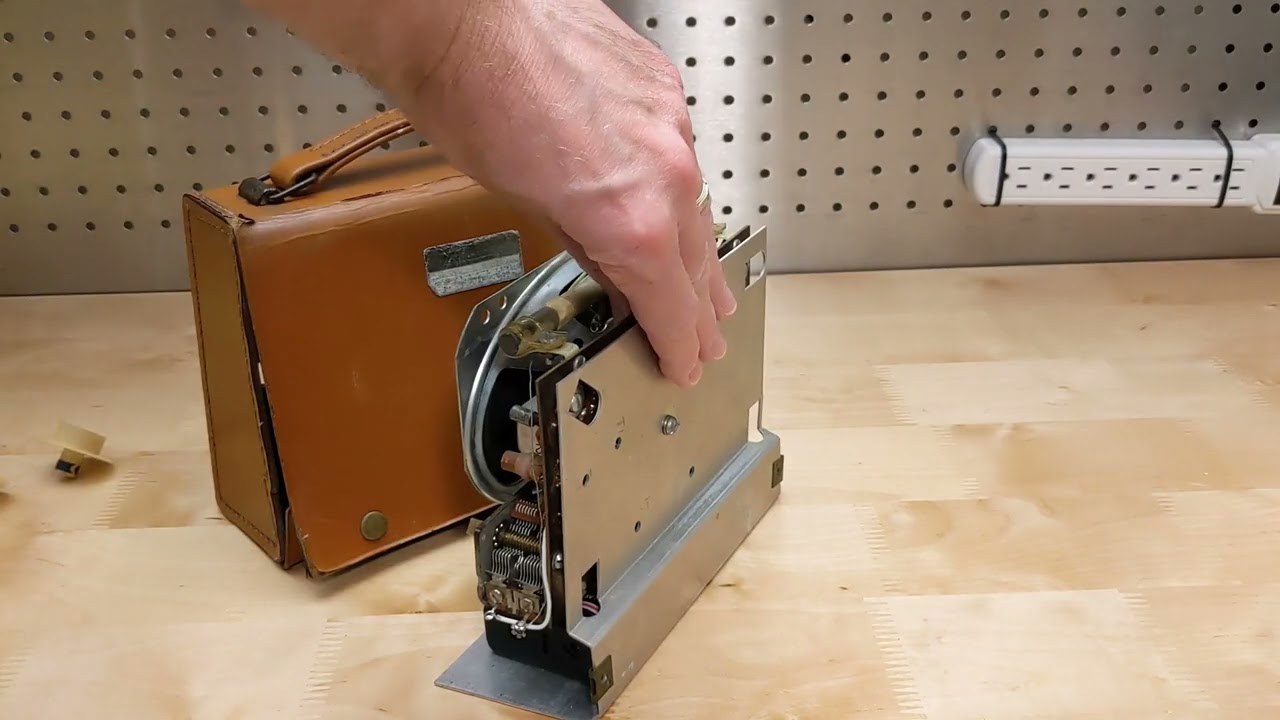 The Heathkit GR-151A Portable Transistor Radio
