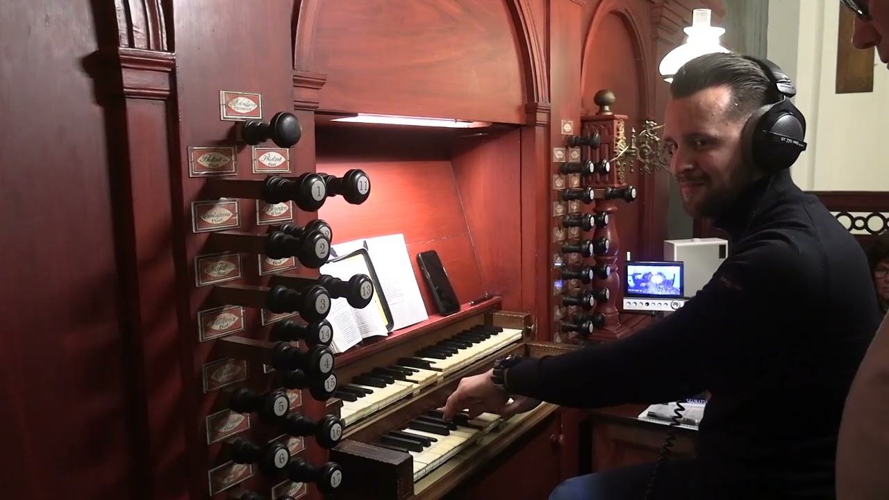 Andre Nieuwkoop.  Orgelkoraal Psalm 35 aansluitend samenzang vers 1  Vanuit de grote kerk Te Hasselt