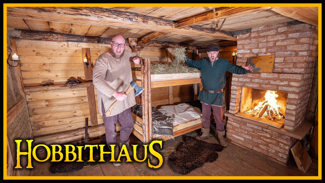 Das Hobbithaus - 24h Übernachtung, geile Fassade und urige Heubetten - Bushcraft Handwerk