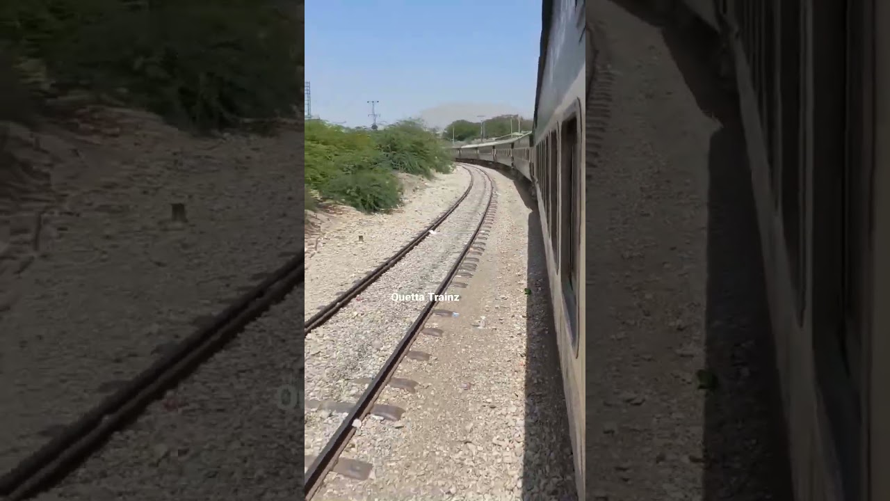 Mach Station Arivel jaffar express #pakistanrailways #division #quetta