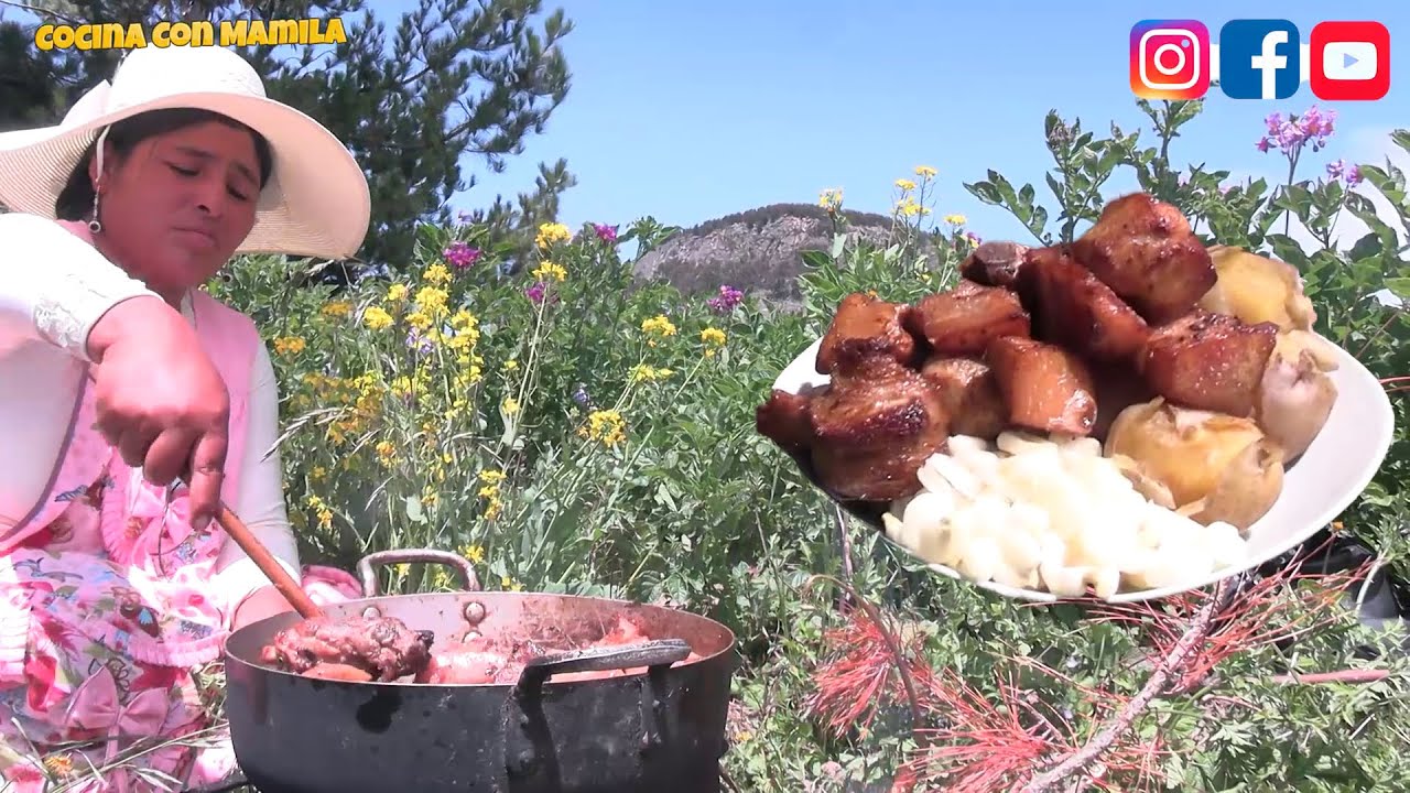 cocinando un delicioso chicharron de chancho en el campo -cocina con mamila