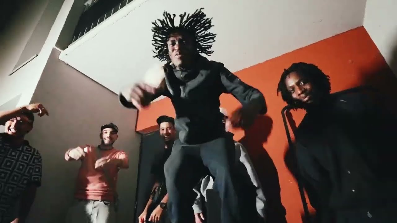 BRADNIGHT - EH  (Clip Officiel)