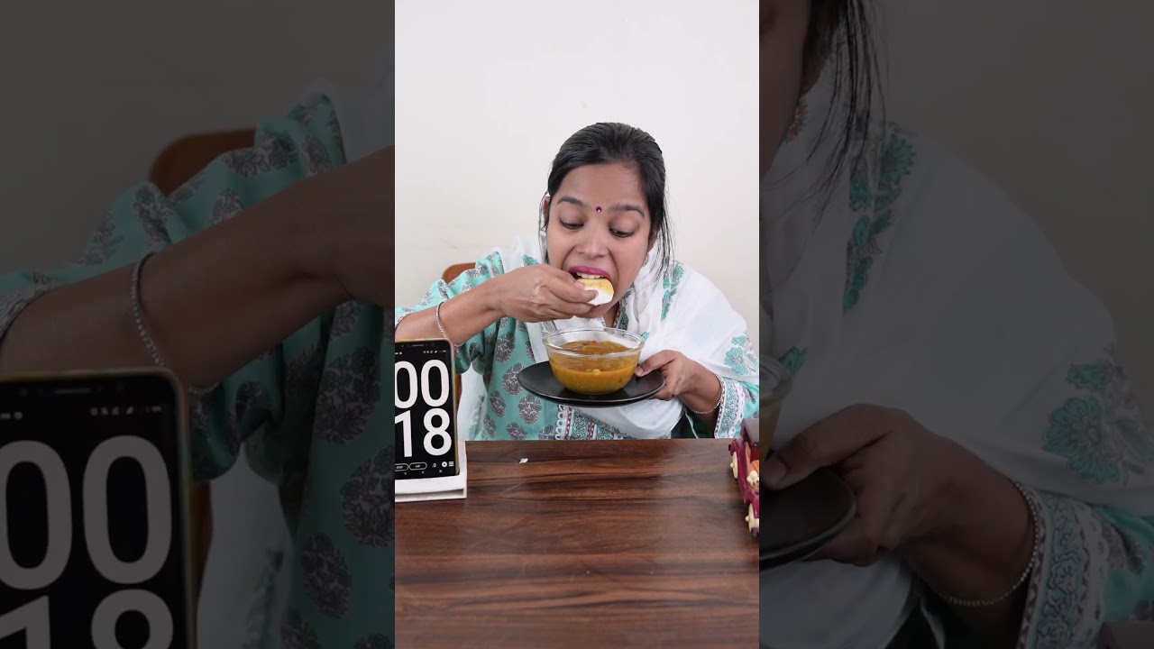 40 SECOND Idli Sambar Eating Challenge | Idli Sambar CHALLENGE 🤑#shorts #ytshorts #ashortaday