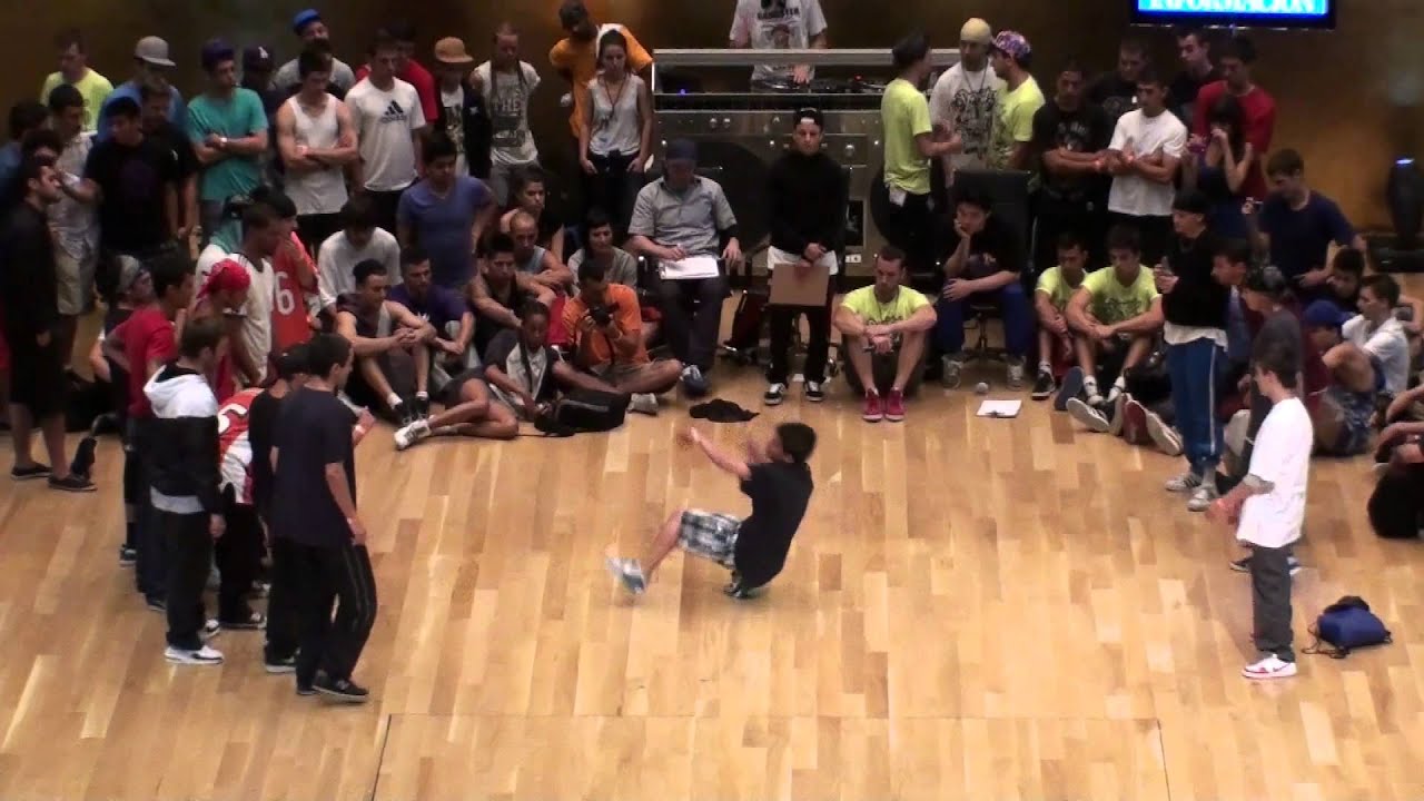 React 2011 Lunaticks Vs Warriors