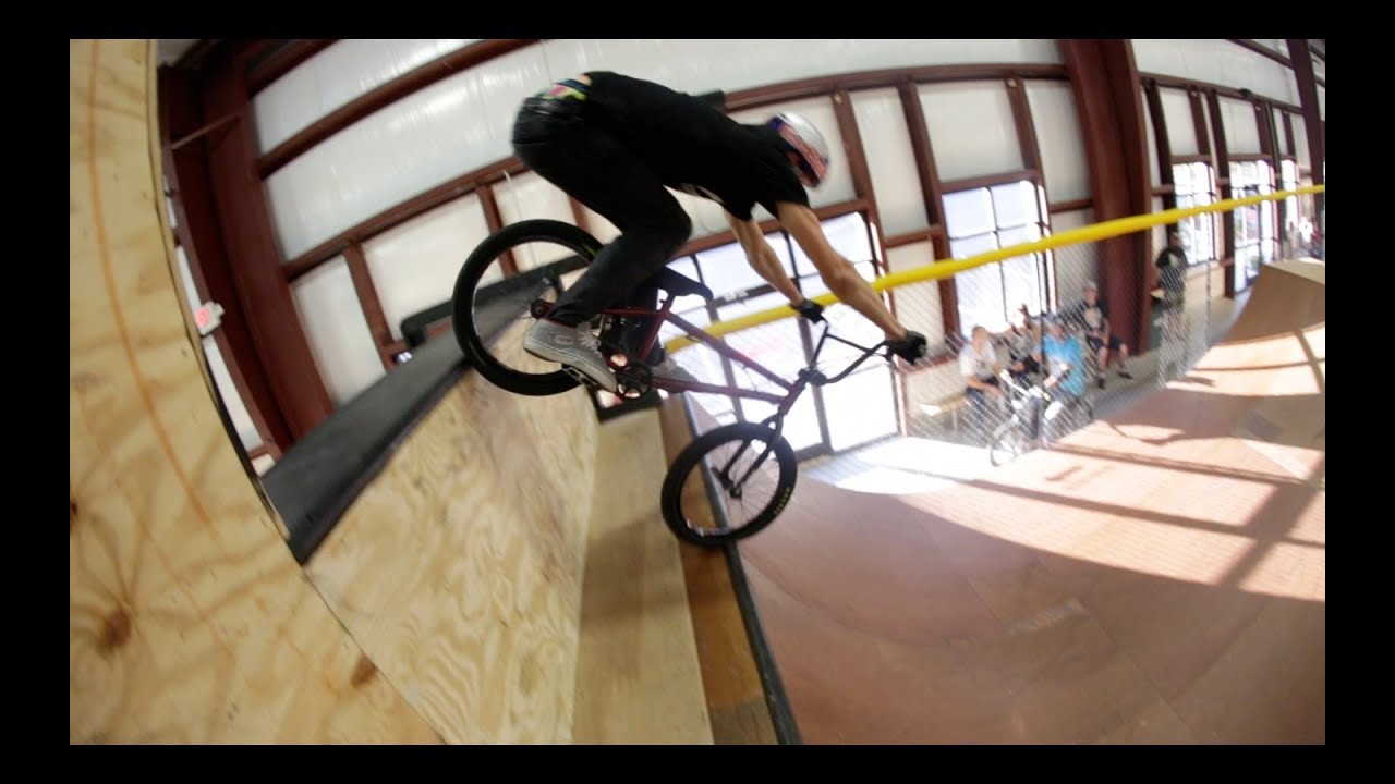 BMX CRASH: DANIEL WEDEMEIJER IS A LUCKY MAN