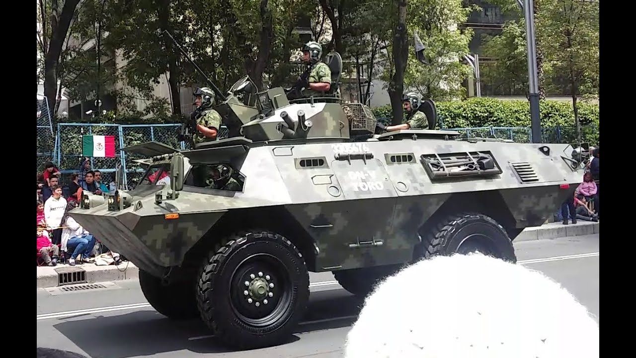 Veh&iacute;culos Blindados DN IV A Y DN V Ej&eacute;rcito M&eacute;xicano Desfile 2016