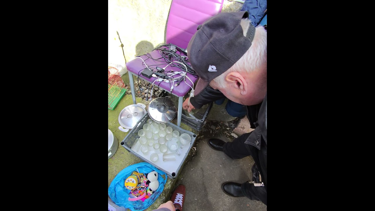 ЧТО ПРИНОСЯТ В СКУПКУ #барахолка #ссср #скупка #ломбард #люпэнwww.lupinoldstuff.ru вся информация