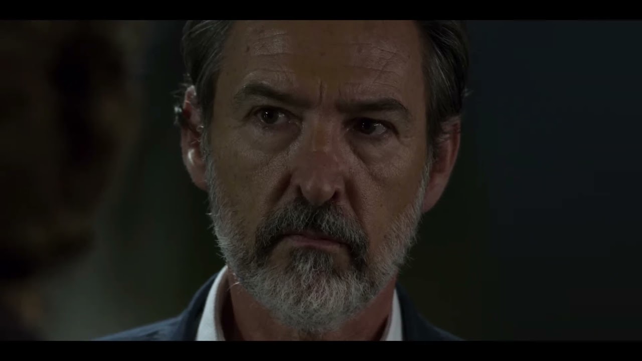 Jos&eacute; tells about the affair between Cesar and Sof&iacute;a - Who Killed Sara (Netflix Series)