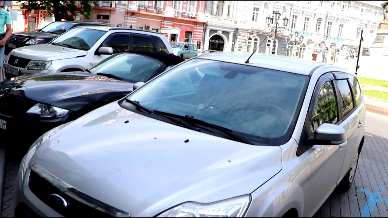 Первая муниципальная парковка в Одессе на Екатерининской площади