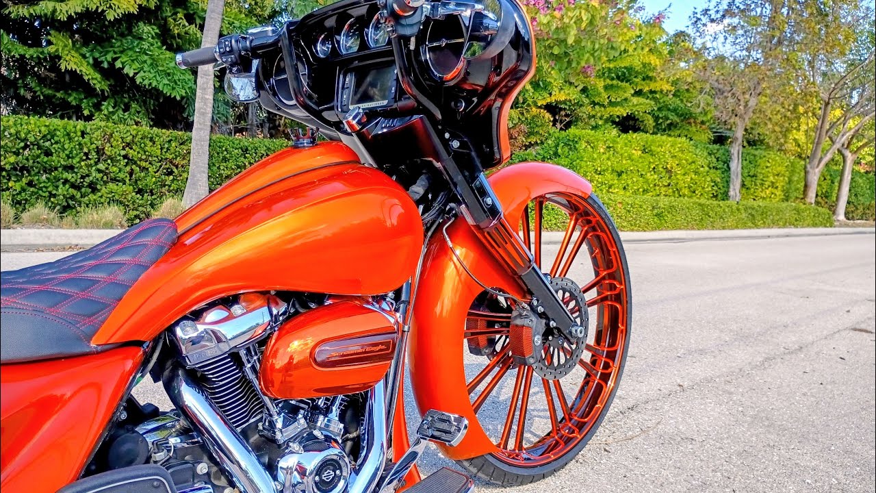 New Build 2018 electraglide 22k Miles.  $21k 