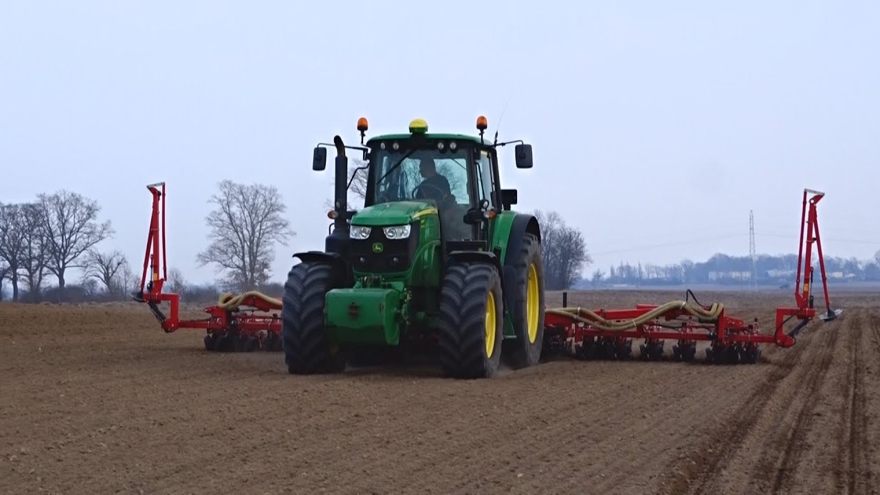 Pierwszy siew buraków na Kujawach z Firmą Nowak 2021 |John Deere & Kverneland|