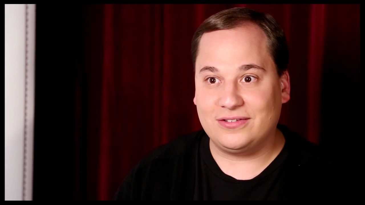 Jared Gertner Loves Being 'Schlubby' Elder Cunningham in 