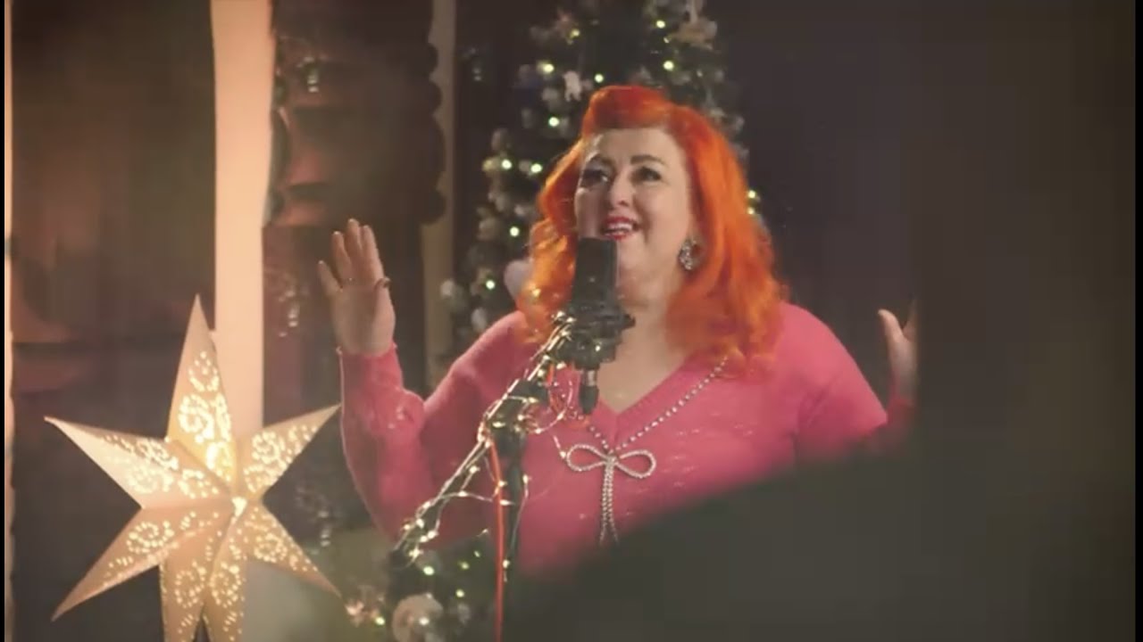 Michelle McManus ft. SoundSational - Christmas Glow