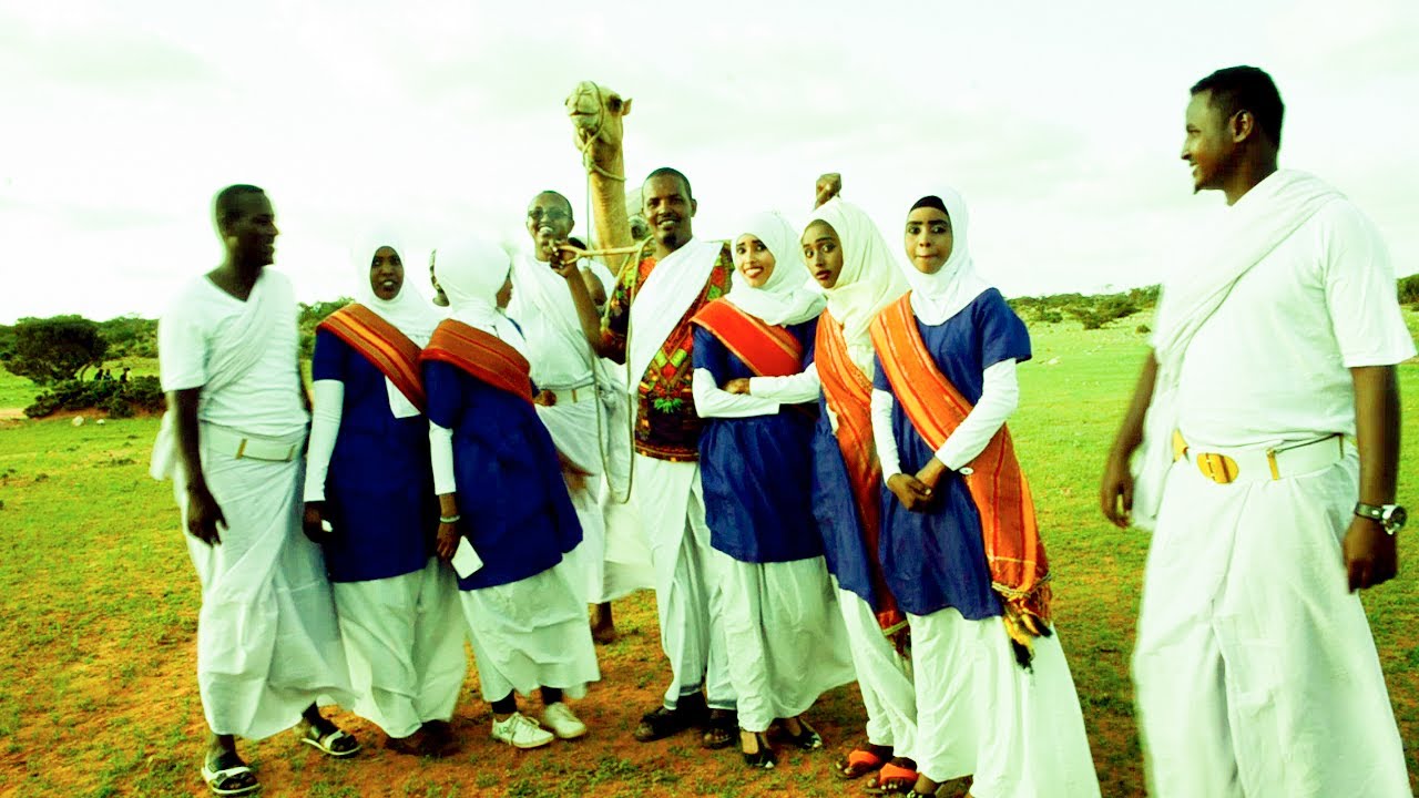 DAAWO Aroos cajiib ah Wariye Abshir Dhiirane Vs Samiira Cabdirashiid