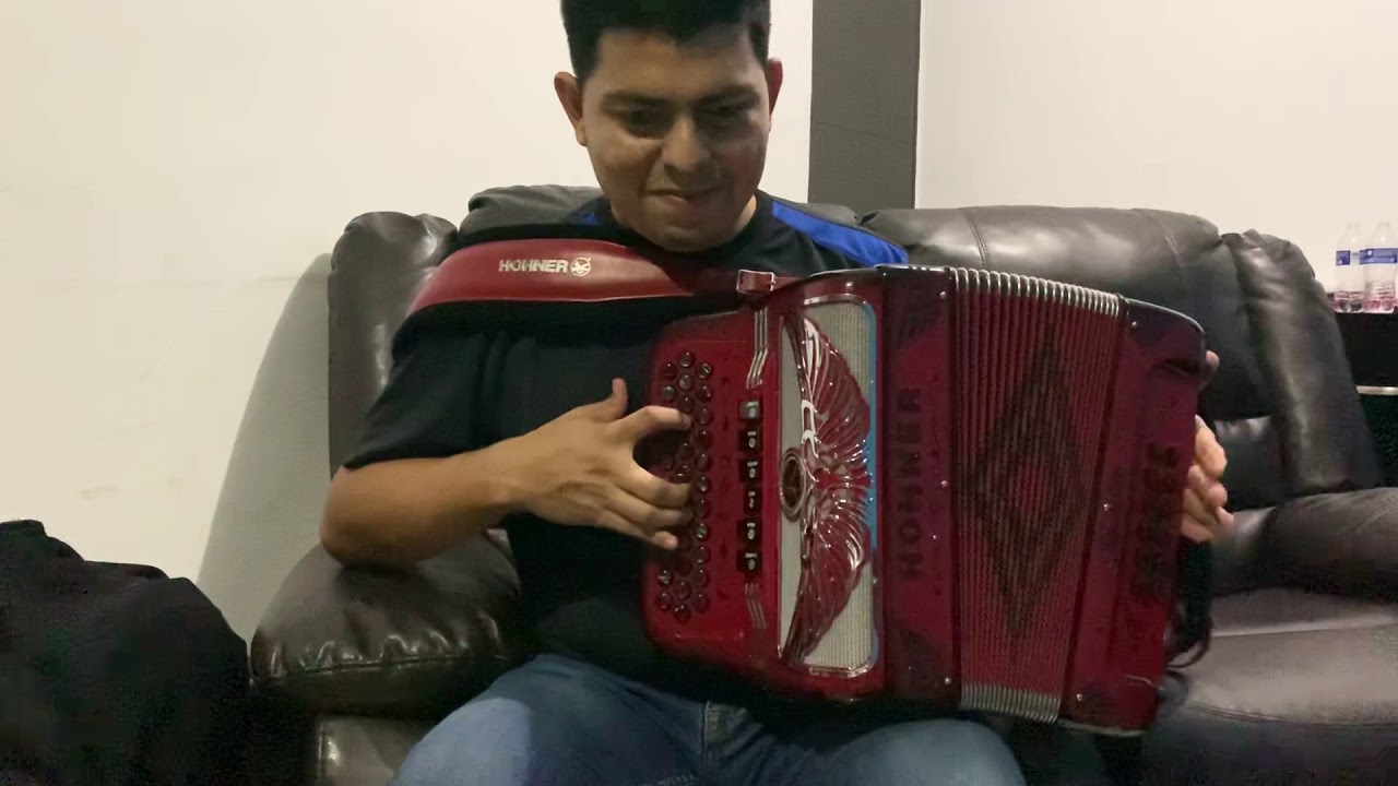 PURAS DE CHALINO SANCHEZ- FREDDY HERNANDEZ