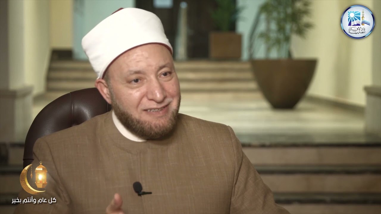 ما حكم صيام من شرب قبل الفجر ثم سمع الأذان أثناء الشرب؟