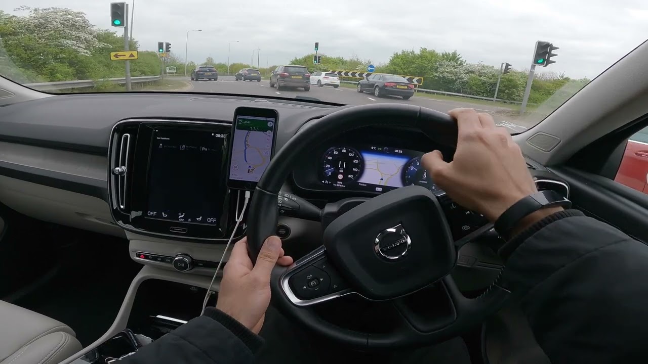 Volvo XC40 - Inscription Pro T4 Auto (2020) - Pov Drive