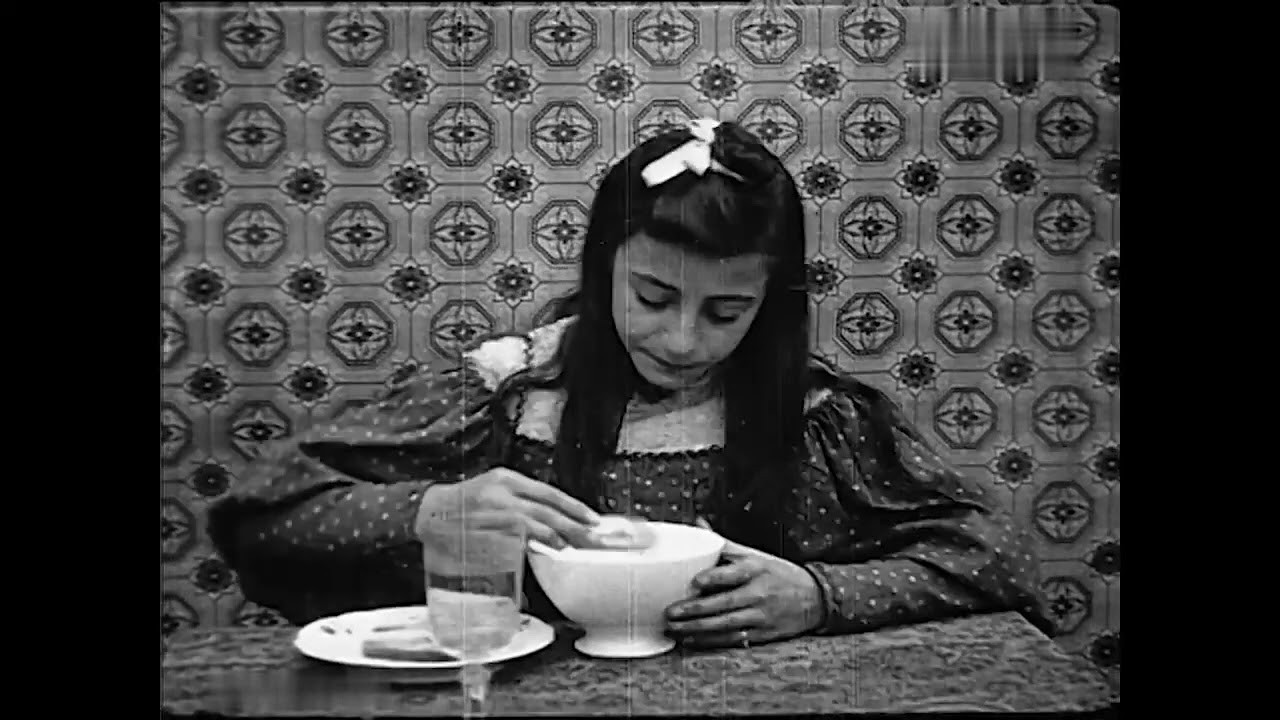 Le D&eacute;jeuner de Minet (1905) Pussy's Breakfast (Path&eacute;)