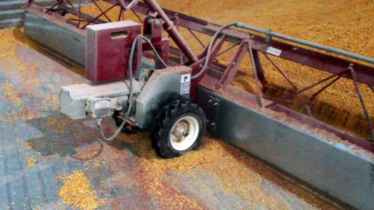 Sudenga sweep auger in 90' bin.