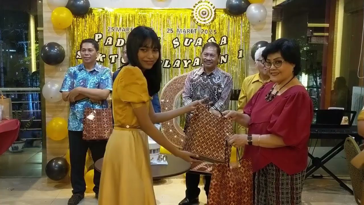 Flash MOB & Door Prize HUT 50 Paduan Suara Sektor Pelayanan 1 GPIB Jemaat Bethania Makassar