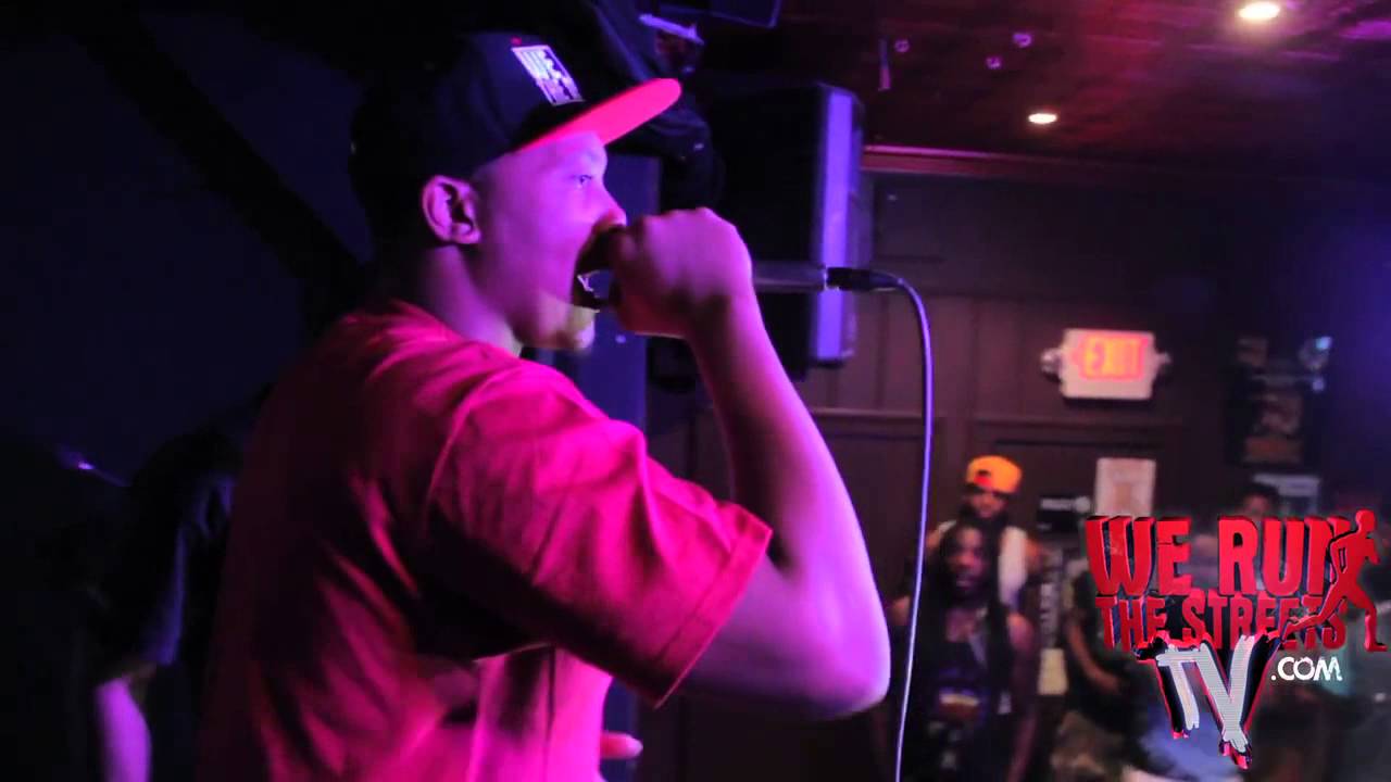 Santos perform @BatcaveRadio Showcase LiLSnupeFans