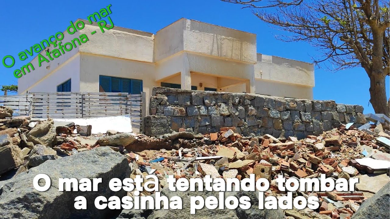 O mar está avançando a cada dia em Atafona. #avançodomardeatafona #atafona#viagens