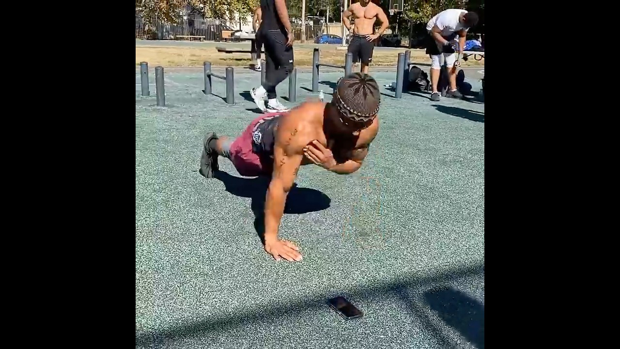 The Best Push Up Routine Ever Created To Build Muscle Fast (RESULTS in 30 Days)