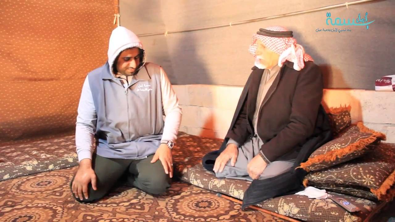 تبرعات فريق بسمة امل التطوعي للاجئين السوريين2016م