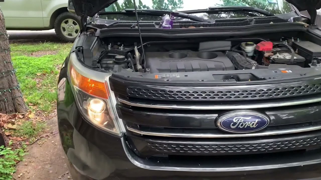 Cómo cambiar Luz de baja en Ford Explorer 2013