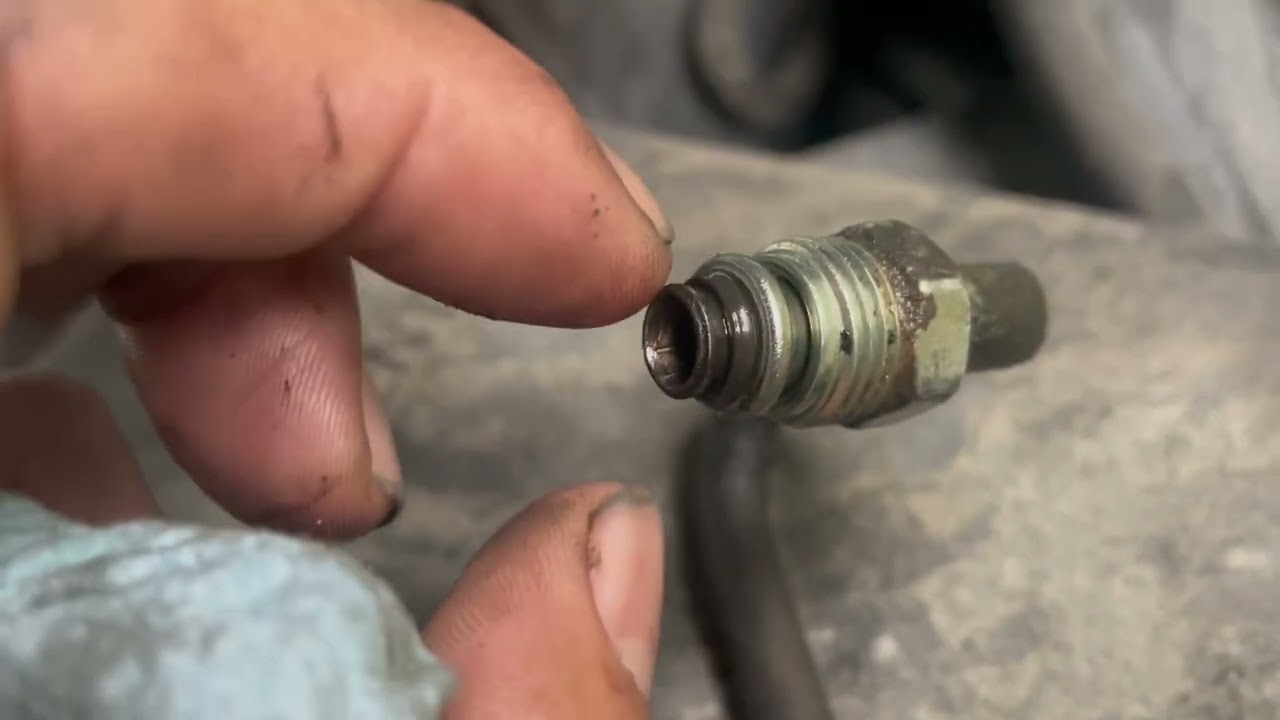 2001 chevy silverado 1500 fuga de aceite de la línea del power steering