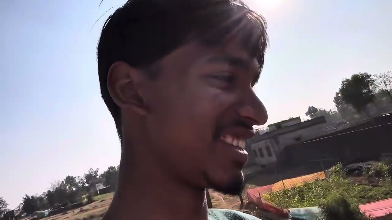 Sixth vlog aa Gaya h jaldi se checkout karo #motovlog #subscribe #vlog #comedyfilms #dominar400 