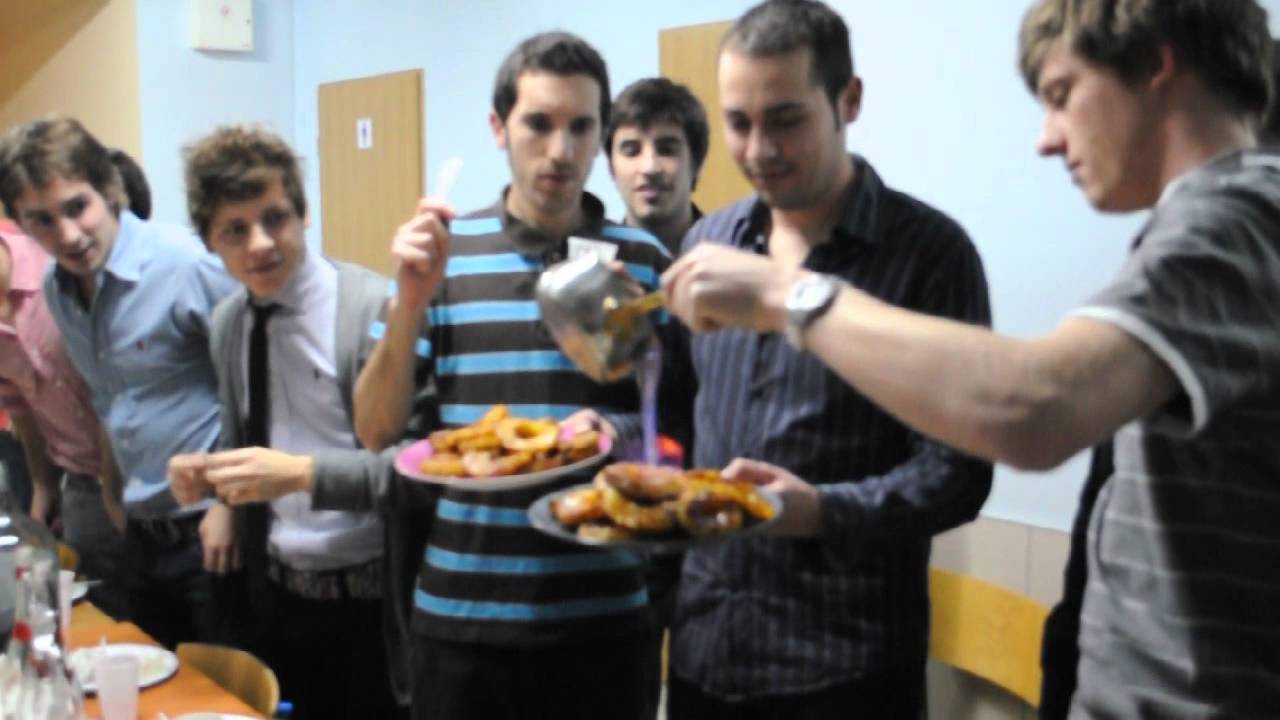 ERASMUS POZNAN 2011-2012 POLITECHNIKA'S NEW YEAR'S EVE DINNER