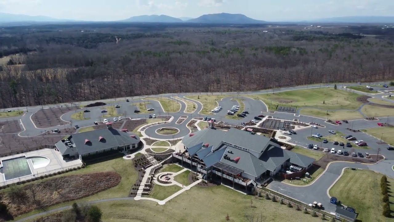 Living in Lake Frederick VA - Region's 117 Restaurant - Devon and Dustin Fox   Fox Homes Team