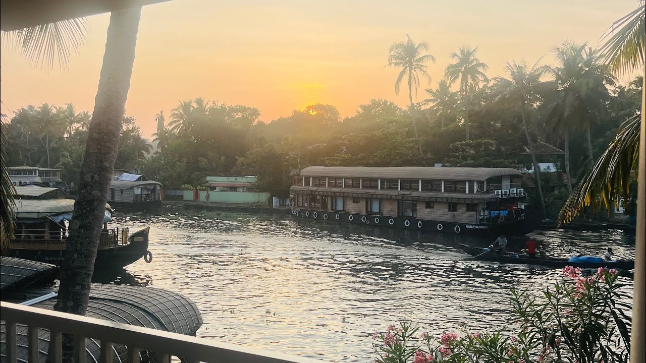 Road trip : Bangalore - Alleppey - Trivandrum (#alleppeybackwaters) #jatayu earth’s center