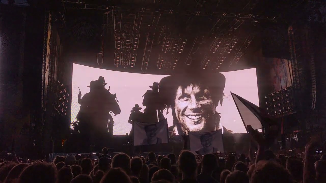 Die Toten Hosen - Intro + Alle sagen das (Flughafen Tempelhof, Berlin / 20.08.2022)