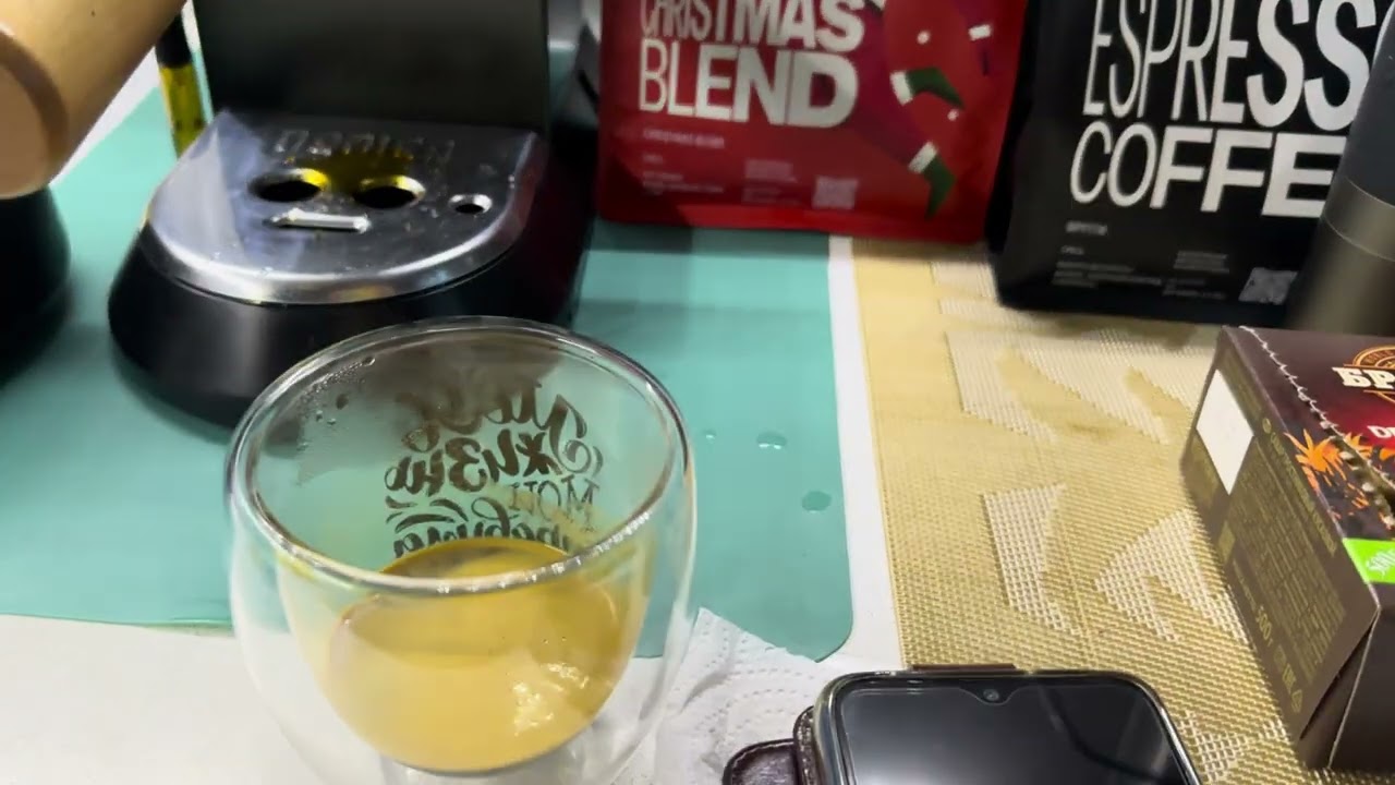 Готовка кофе от Tasty Coffee Christmas Blend .☕️🌲￼🎉🎊🎁