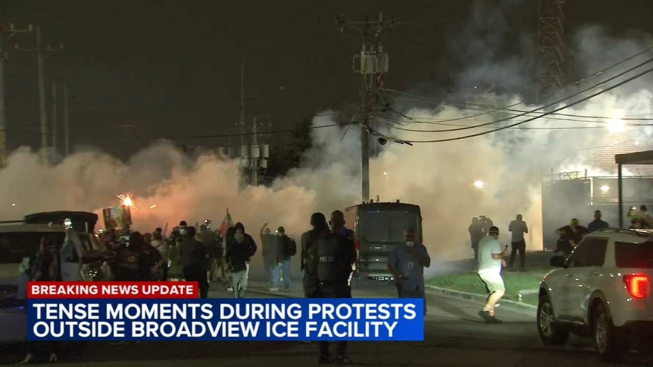 Tear gas, fireworks thrown, arrests made as protesters clash with ICE at Broadview facility