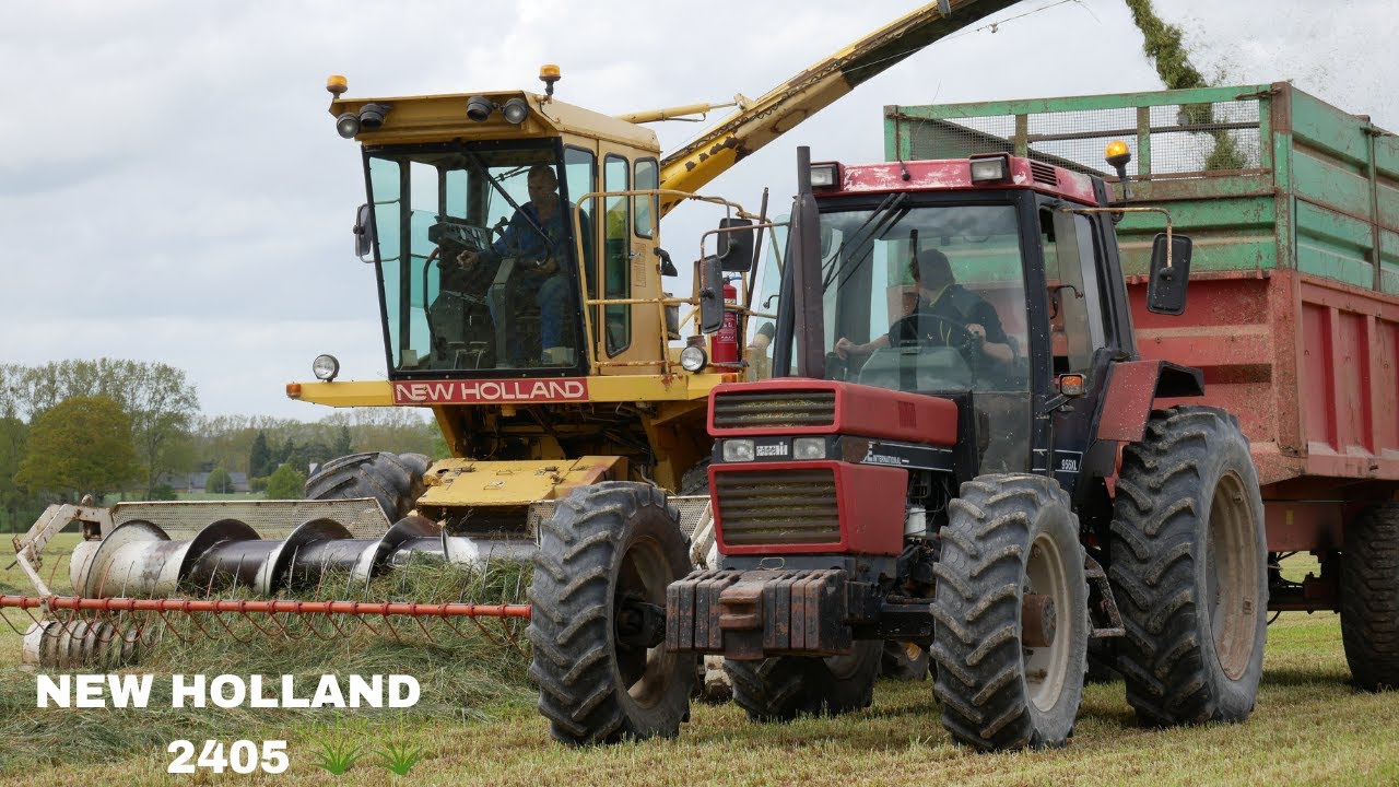 La 2405 à plein régime au ENSILAGE D'HERBE 2023 !💨