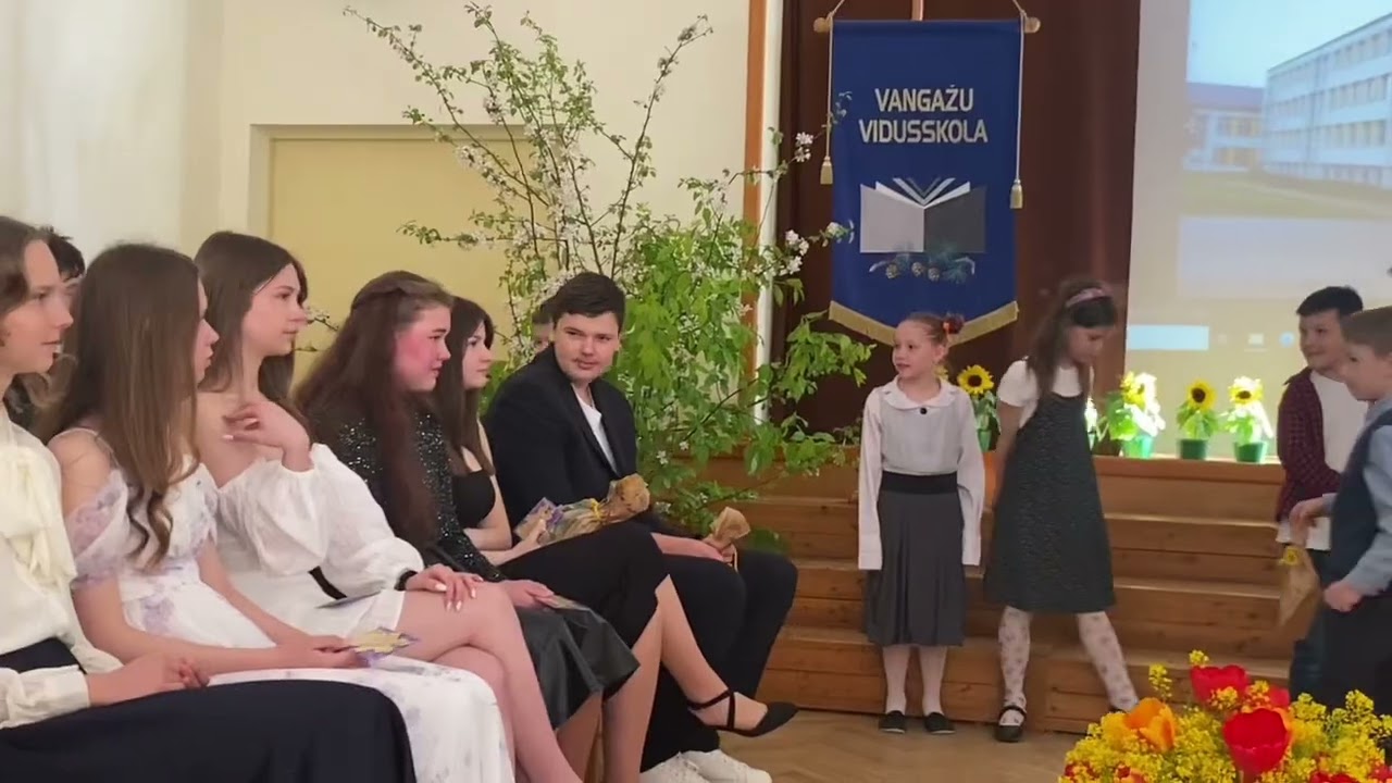 Pēdējais zvans Vangažu vidusskolā