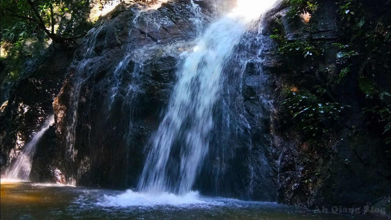 Sungai Pisang Waterfall Trailhead #malaysia #hiking