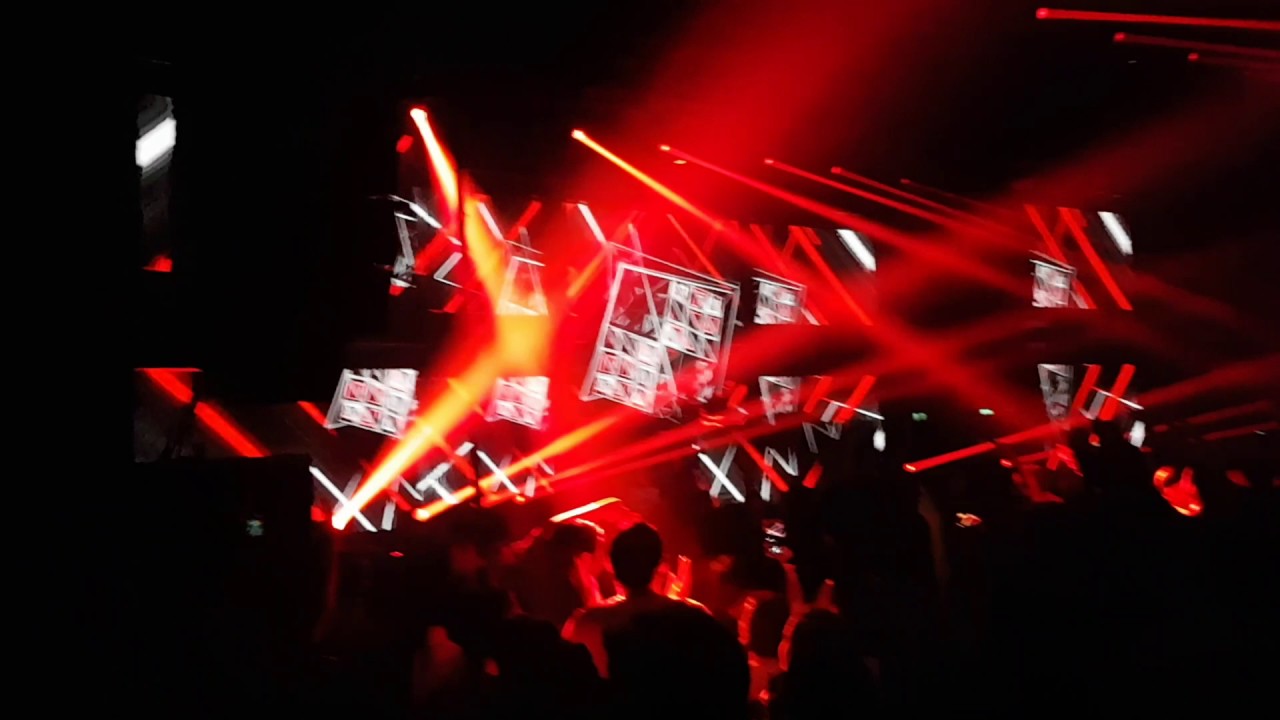 W&W Live @ Life in Color, Manchester 2017 [Intro - Caribbean Rave Vs. How Deep Is Your Love]