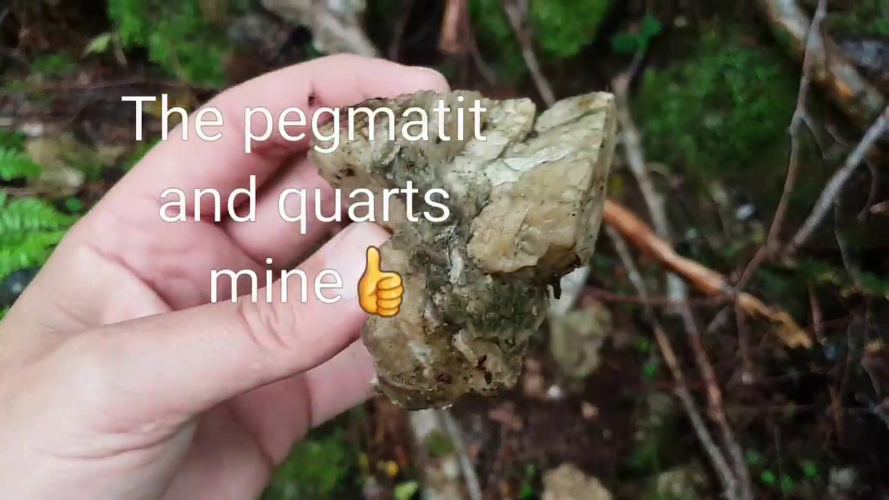 Hunting for Beryll crystals in old pegmatit mine.  Kristall jakt efter Beryll I Värmland