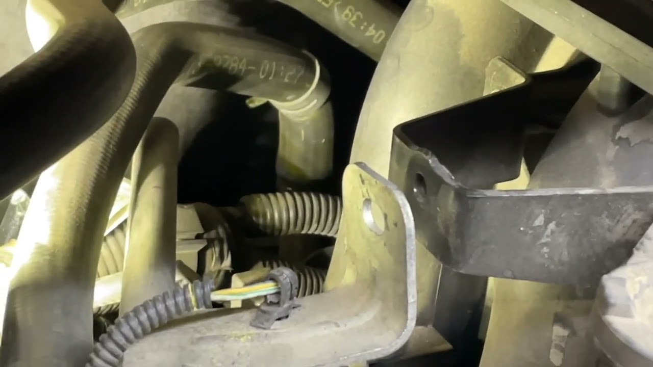 2014 Nissan Armada Heater Control Valve Replacement