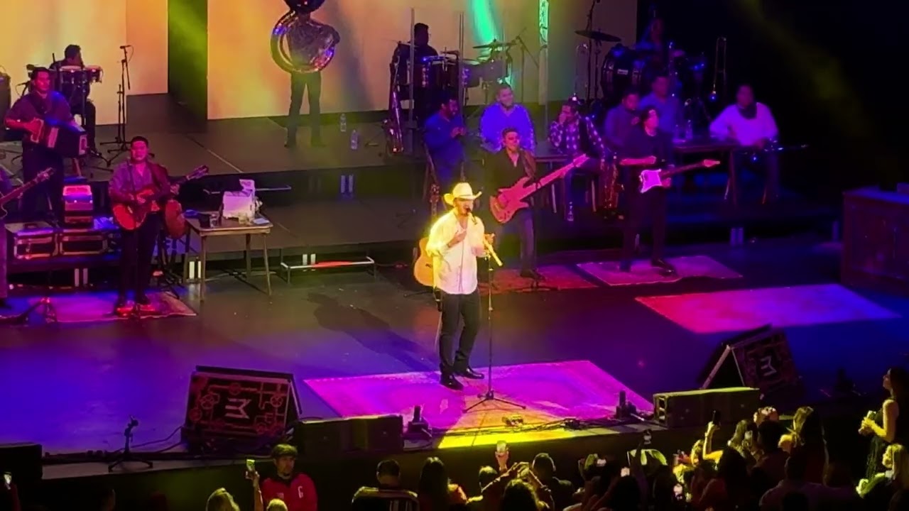 Eden Muñoz - Pudiste Pero No Quisiste (Live) - Chicago 2024