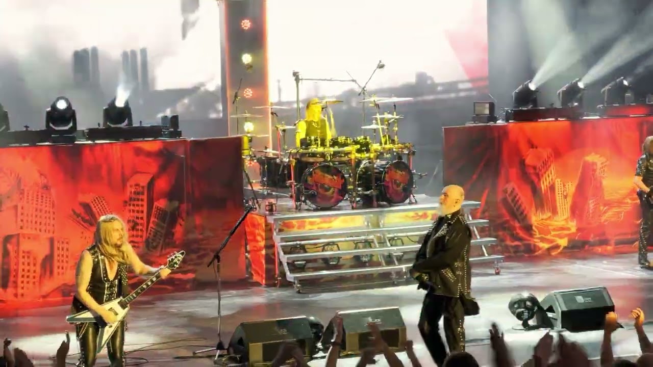 Judas Priest live - Shield Of Pain - Live Carcassonne 2025