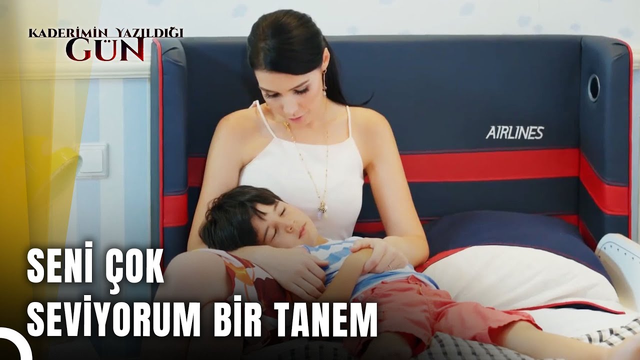 Toprak, Diğer Annesi Elif ile Uyuyor | Kaderimin Yazıldığı Gün 37. Bölüm