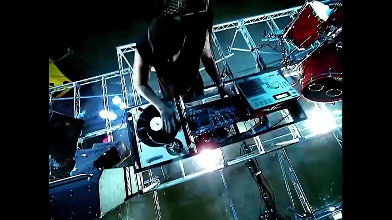 dj lethal brings it on